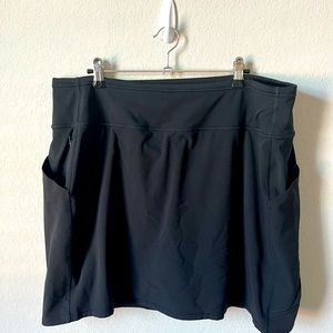 Athleta action skort in dobby